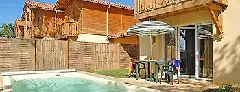 *** Hotel Madame Vacances - Residence Du Golf D'Armagnac Eauze Francja